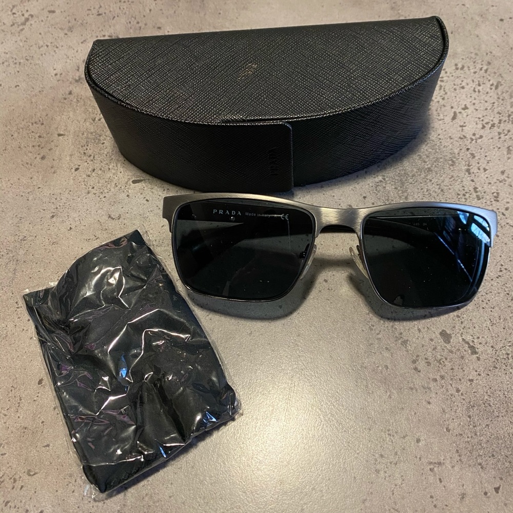 PRADA SUNGLASSES